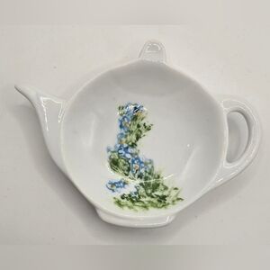 Vintage Carol McInnis Hand Painted White Ceramic Forget-Me-Not Teabag Holder